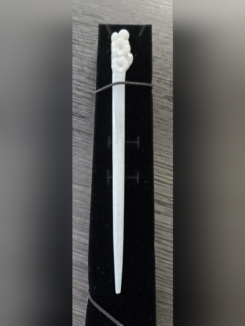 JADE HAIR PIN